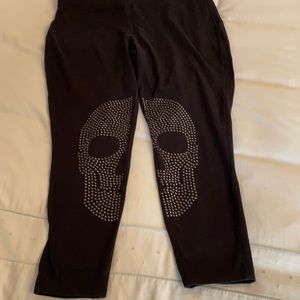Super cute skull leggings